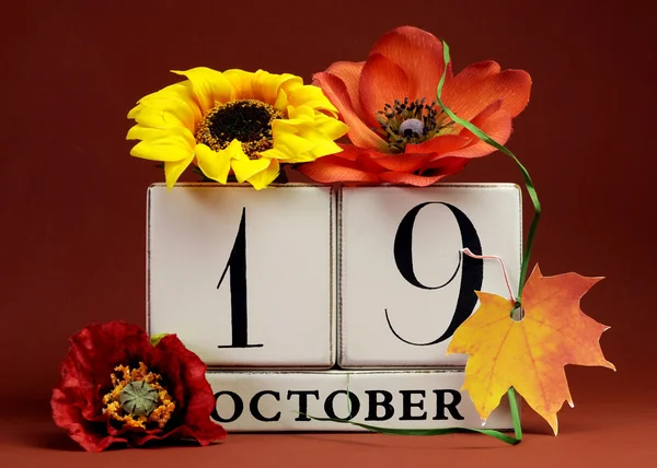 Zapisz Data kalendarza dla poszczególnych dni w październiku — Zdjęcie stockowe