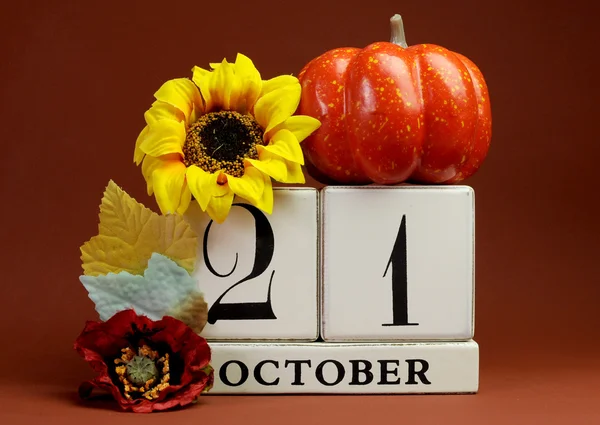 Save the date calendar dates for individual days in October — Stock Photo, Image