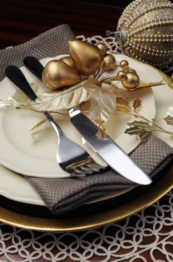 altın metalik Tema Noel resmi yemek masası yer ayarı