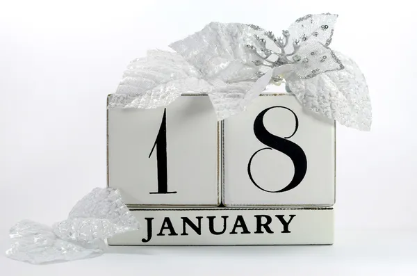 Guardar la fecha shabby chic vintage blanco bloque calendario para los días individuales en enero —  Fotos de Stock