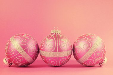 kadınsı bir PI süsler güzel fuşya pembe şenlikli biblo