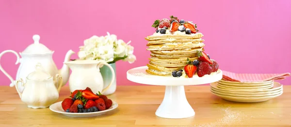 Pancake Shrove terça-feira pilha de bolo de panquecas. Banner. — Fotografia de Stock