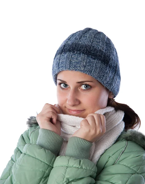 Sonriente chica en una gorra de invierno —  Fotos de Stock