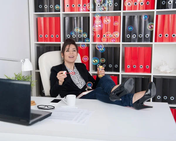 Business woman in office — Stock Photo, Image