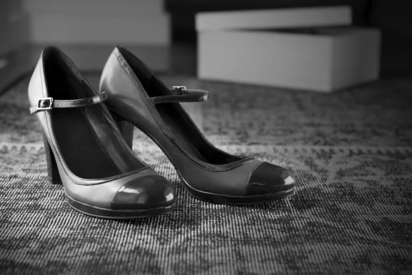 Vintage style shoes moody black white — Stock Photo, Image