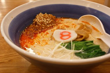 Baharatlı ramen3
