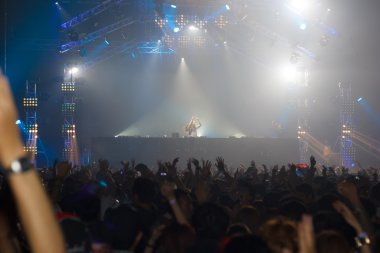Steve aoki göstermek 808 festival 2013