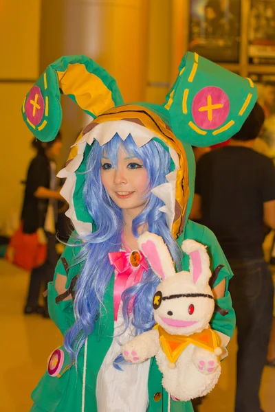 Une pose de cosplay d'anime japonais non identifié en Thaïlande Game Sho — Photo