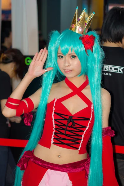 Una pose anime cosplay japonesa no identificada en Tailandia Game Sho —  Fotos de Stock