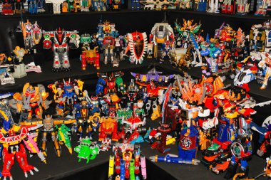 manken robot film ve çizgi roman 2