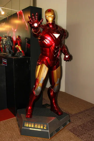 Film ve çizgi roman 2 karakter Iron man modeli — Stok fotoğraf