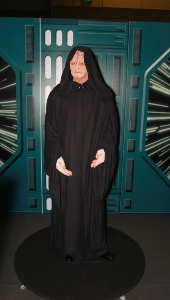 A model of the character Emperor Palpatine from the movies and c — Stock Photo, Image
