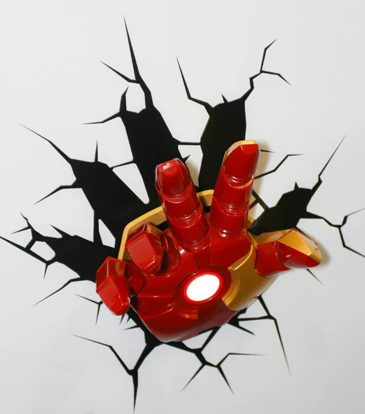 Un modelo de la mano de Iron Man de las películas y cómics 22 — Foto de Stock