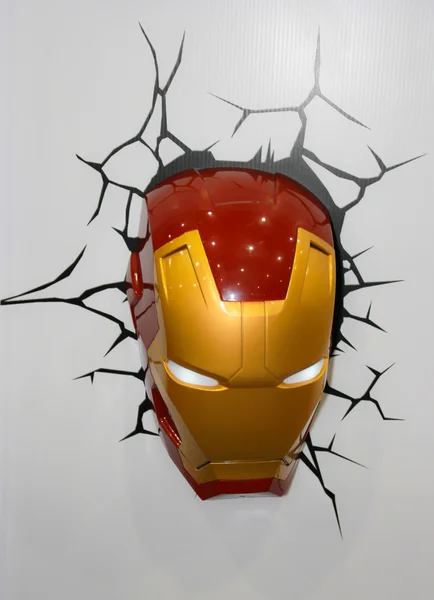 En modell av iron man mask från filmer och serier Stock Snímky