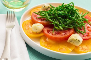 Hawaiian caprese salatası