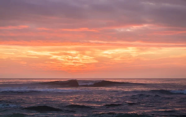 Sunrise våg 1 — Stockfoto