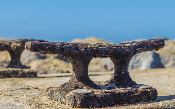 Rusty Boat Dock Cleat 1 — Stock Photo, Image