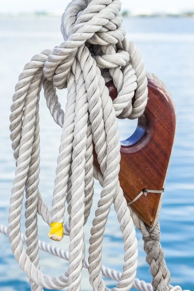 Segelbåt deadeye 1 — Stockfoto