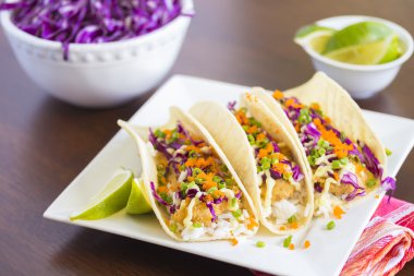 Ahi katsu suşi tacos