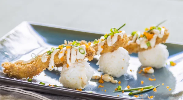 Stekt panerad sushi — Stockfoto