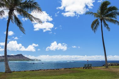 ala moana kase ve diamond head