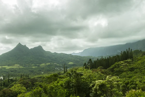 Góry Olomana i koolau — Zdjęcie stockowe