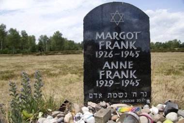 Monument to Margot and Anne Frank clipart