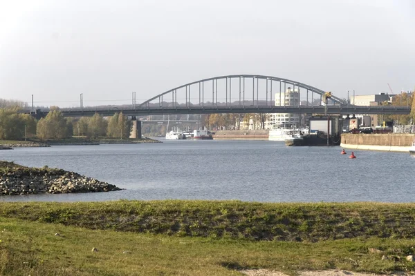 Pohled na Johna Frosta mostu v arnhem, Nizozemsko — Stock fotografie