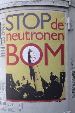 afişini Arnhem, Hollanda Hollanda Açık Hava Müzesi'nde nötron bombası durdurma