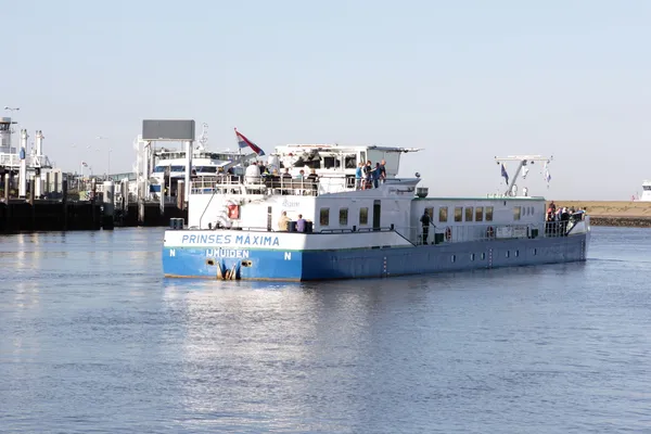 Instructie boot nautische zeilen in de haven van harlingen, Nederland — Stockfoto