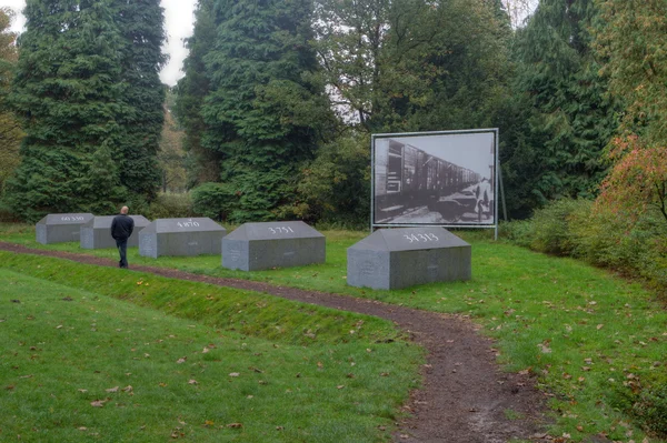 Pomnik znaki westerbork, Holandia — Zdjęcie stockowe