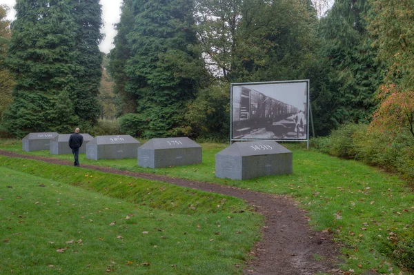 Monument Signs Westerbork, Países Bajos — Foto de Stock