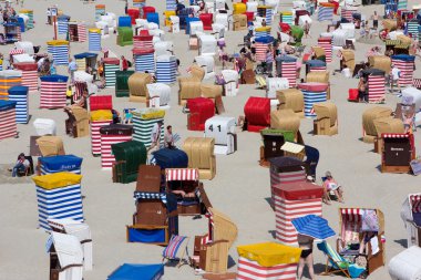 Borkum, Almanya: 29 Temmuz 2014 - plaj barları Borkum, Almanya