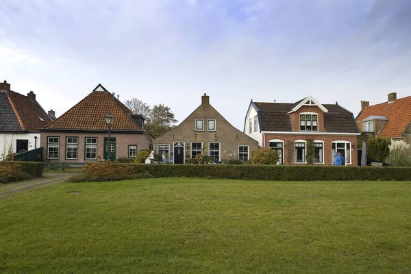 2021年10月26日 荷兰斯切尔蒙尼科格 荷兰斯切尔蒙尼科格的房屋 — 图库照片
