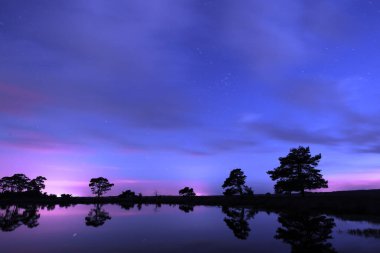 Hollanda, Dwingelderveld 'den yıldızlı gökyüzü ile gece çekimi