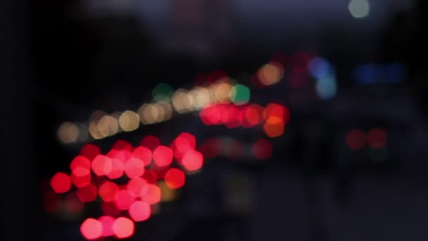 Defocused trafficlights — Stockvideo