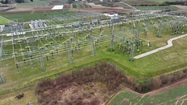 Estación Transformador Alta Tensión Vista Aérea Punto Vista Del Dron — Vídeos de Stock