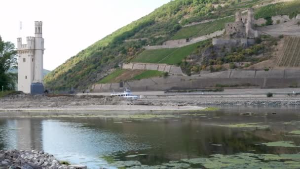 Rhine River Nearby Bingen Germany Visible Rocks Sandbars Due Extraordinary – stockvideo