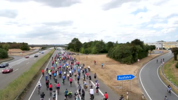 Wiesbaden Germany August 2022 Approximately 500 Cyclist Protesters Blocked Traffic — Vídeos de Stock