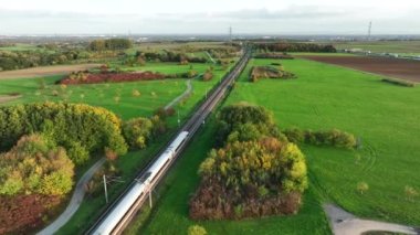 ICE Highspeed tren yolu - yukarıdan hava manzaralı