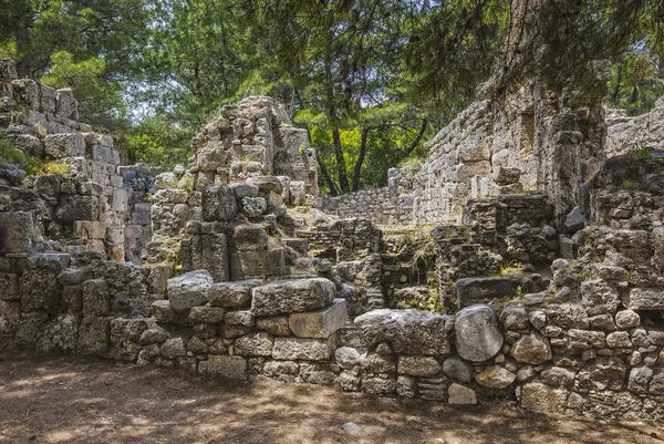 Ruins of the ancient town at Phaselis. — Stock Photo, Image