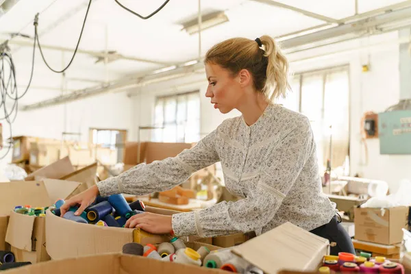 One Womanfront View Female Worker Designer Entrepreneur Choosing Thread Color — Stock Fotó