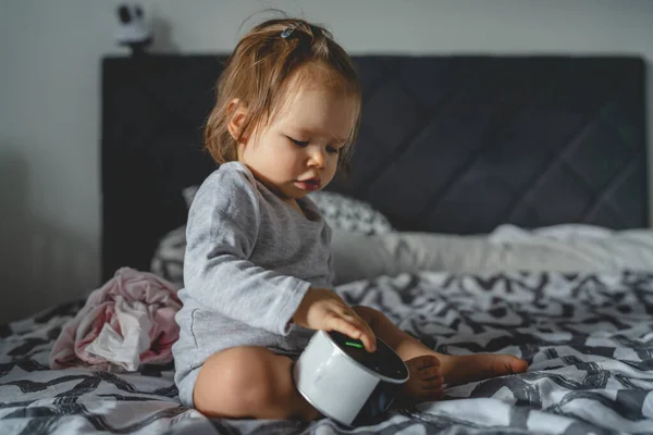 One Caucasian Baby Girl Nine Months Old Playing Alone Bed — Stock Photo, Image