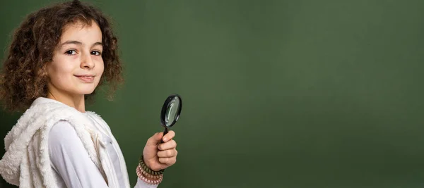 One Small Caucasian Girl Ten Years Old Curly Hair Front — Fotografia de Stock