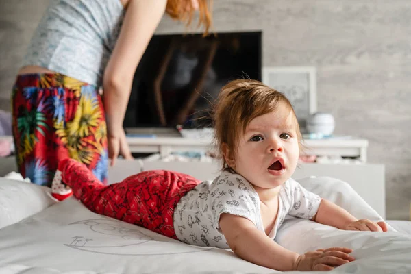 Caucasian Baby Lying Bed Home Bright Room Belly While Her — Stock Photo, Image