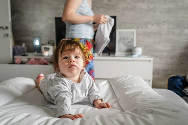 Caucasian Baby Lying Bed Home Bright Room Belly While Her — Stock Photo, Image