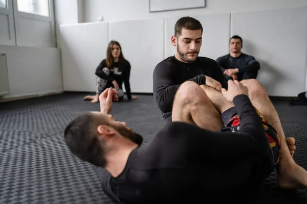 Two Men Demonstrate Bjj Brazilian Jiu Jitsu Grappling Luta Livre — Stock Photo, Image