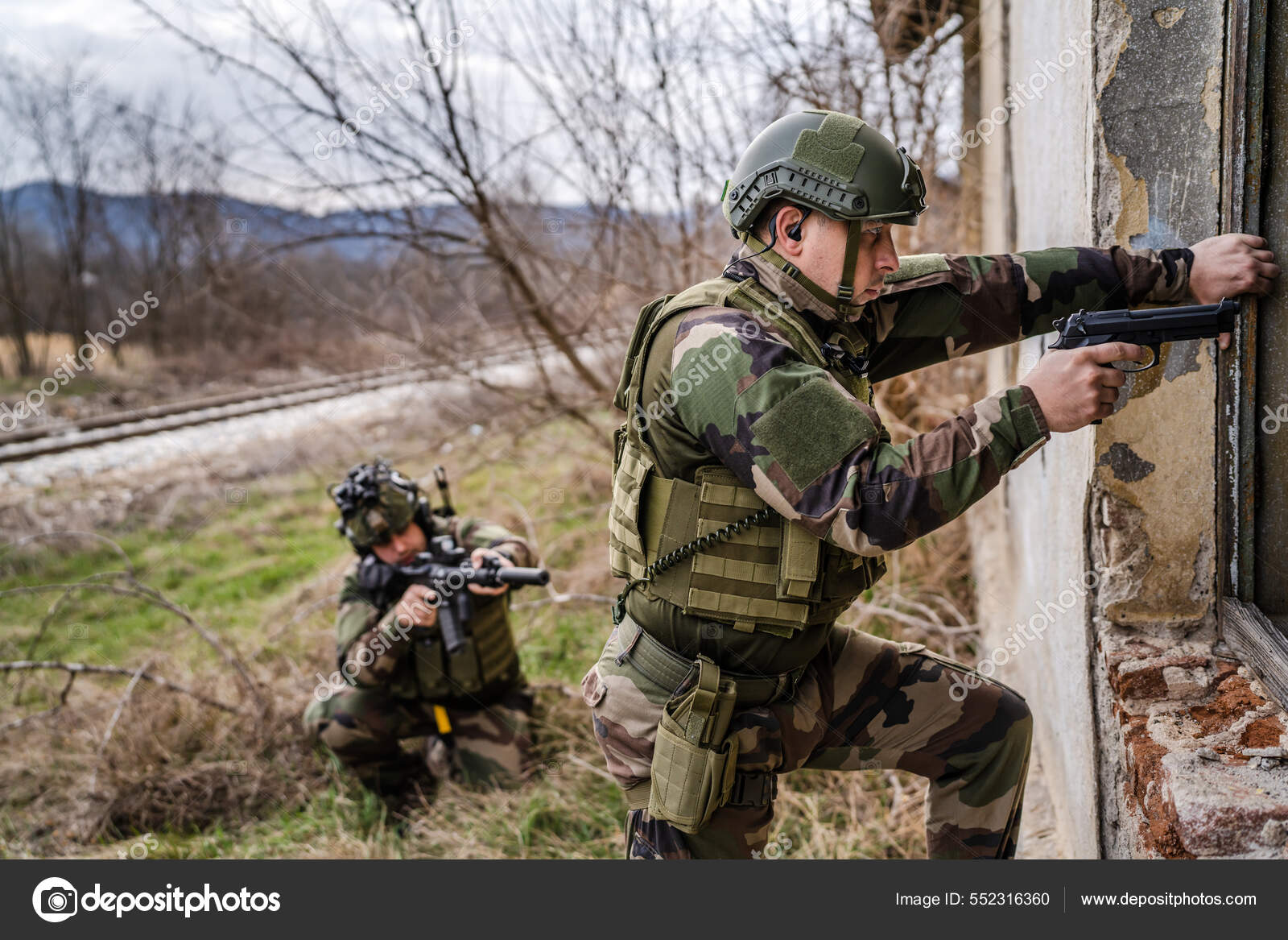 Two Men Soldiers Uniform Braking House Ruin Mission Battle Operation Stock  Photo by ©Miljan 552316360