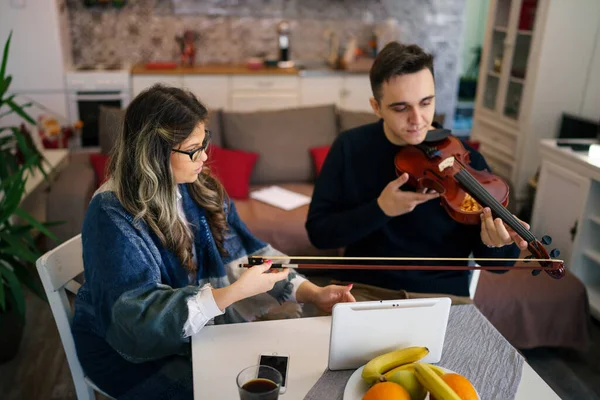 Young Adult Caucasian Man Student Learning Play Violin Help His — Stock Photo, Image