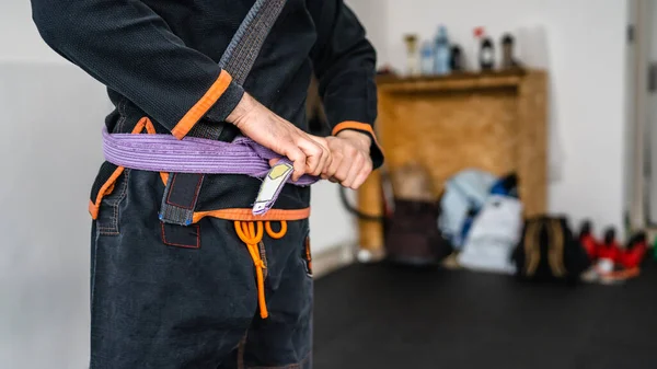 Bliżej Środku Nieznany Bjj Brazylijski Jiu Jitsu Sportowiec Związać Się — Zdjęcie stockowe